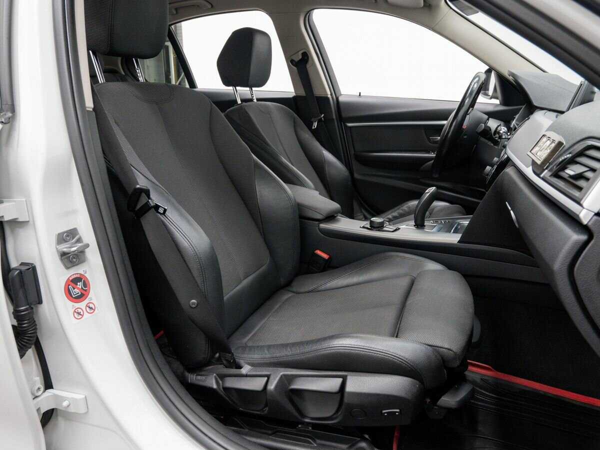 BMW 3 серии 2017 года с пробегом. Фото: #7