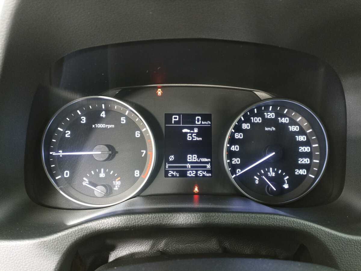 Б/У Хендай Елантра 2018 года. Фото: #10