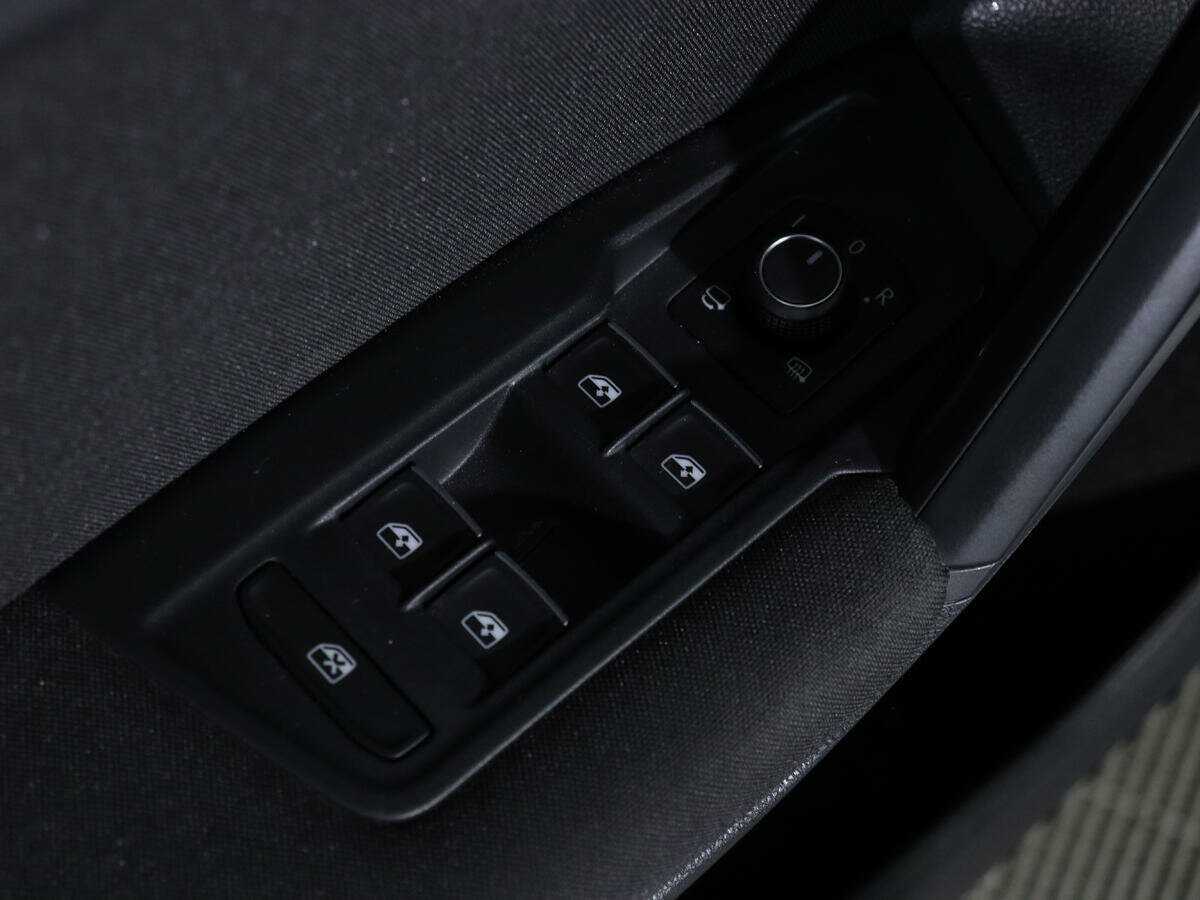 Volkswagen Tiguan 2018 года с пробегом. Фото: #18