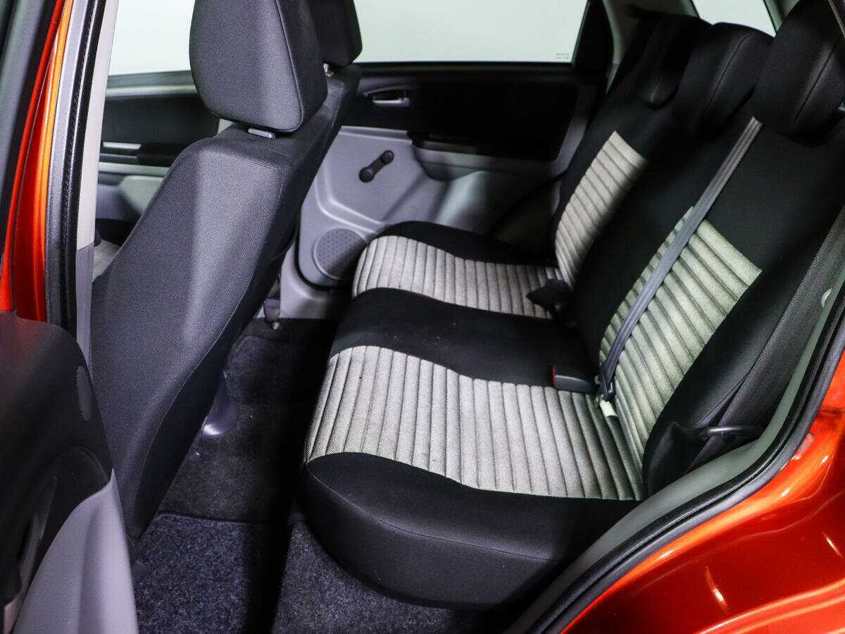 Suzuki SX4 2012 года с пробегом. Фото: #9