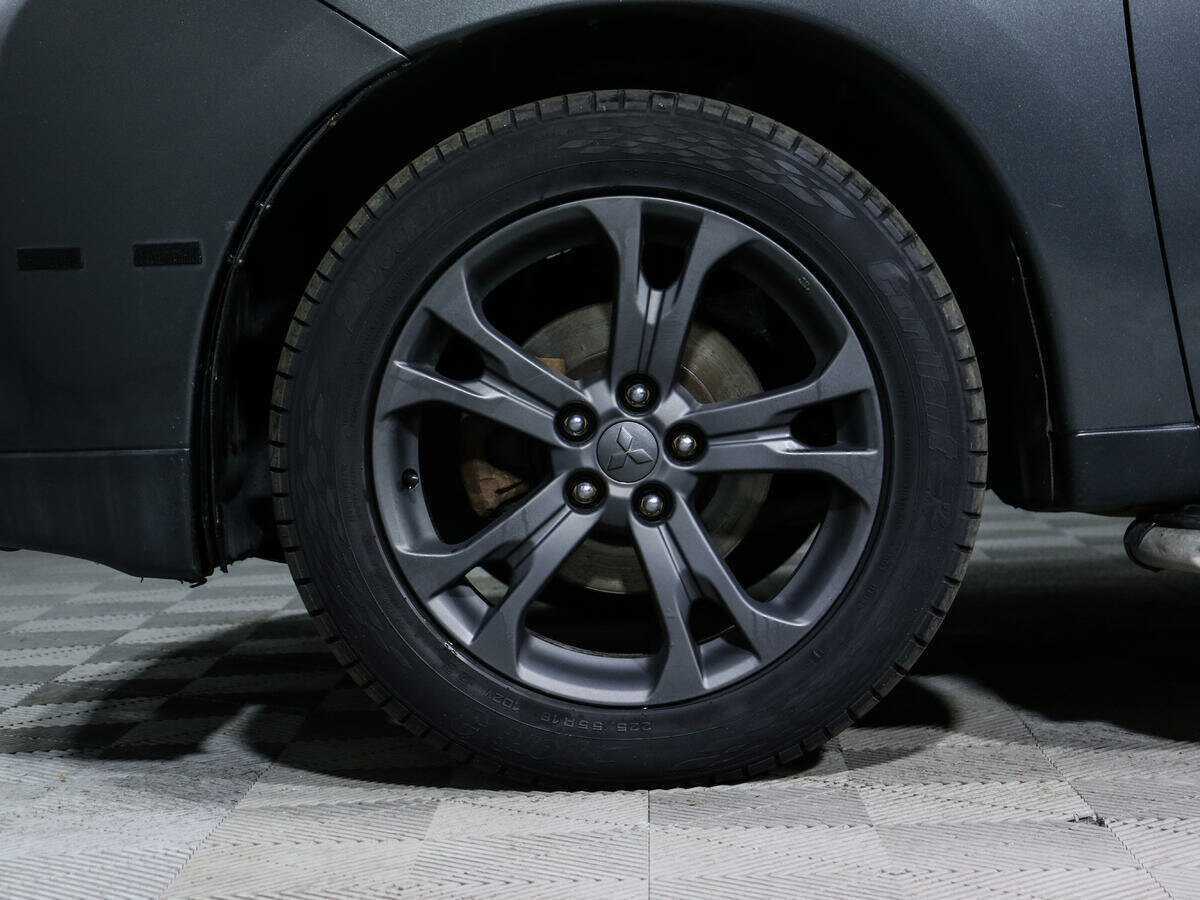 Mitsubishi Outlander 2013 года с пробегом. Фото: #12