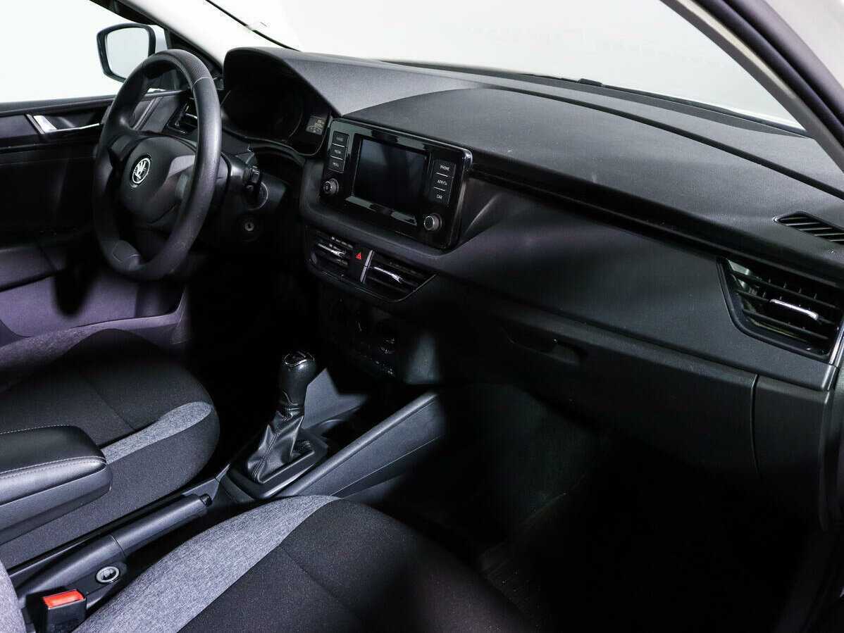 Б/У Шкода Рапид 2021 года. Фото: #6