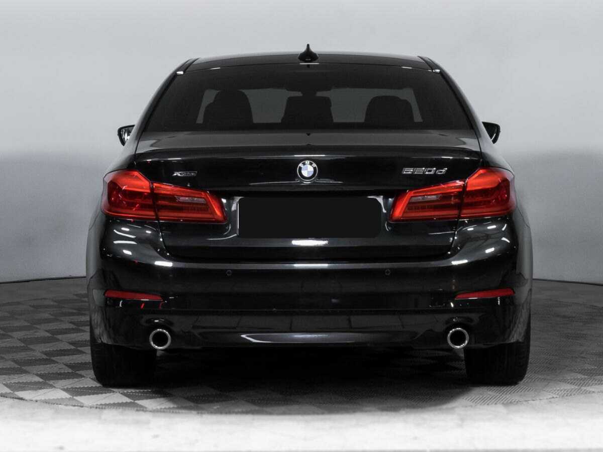 BMW 5 серии 2018 года с пробегом. Фото: #5