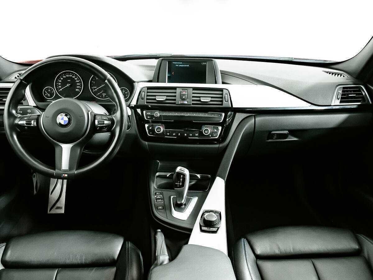 BMW 3 серии 2018 года с пробегом. Фото: #10