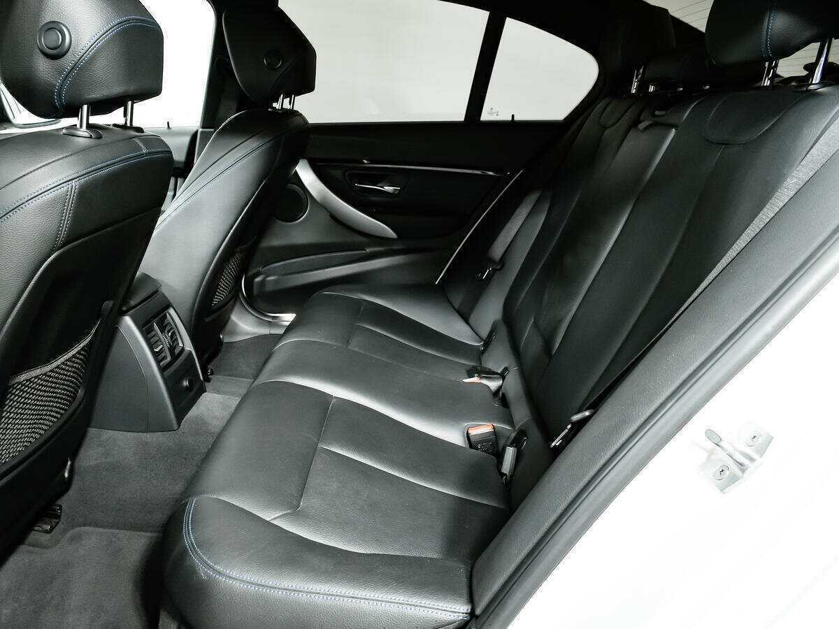 BMW 3 серии 2018 года с пробегом. Фото: #10