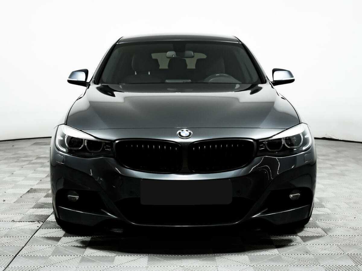BMW 3 серии 2016 года с пробегом. Фото: #1