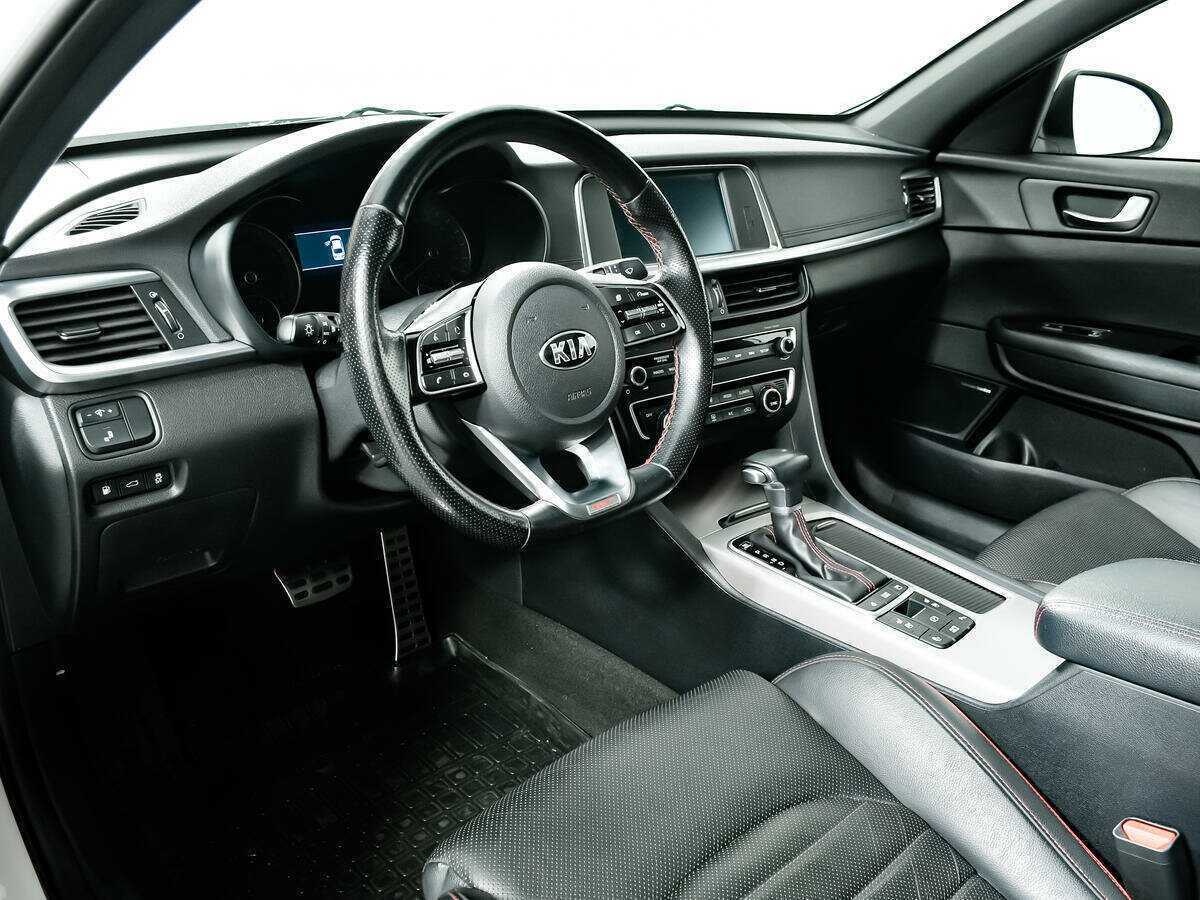 Kia Optima 2018 года с пробегом. Фото: #12