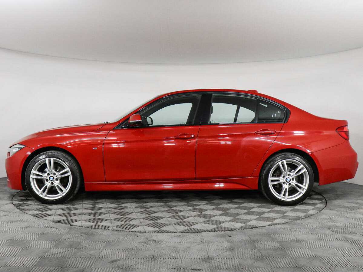 BMW 3 серии 2018 года с пробегом. Фото: #4