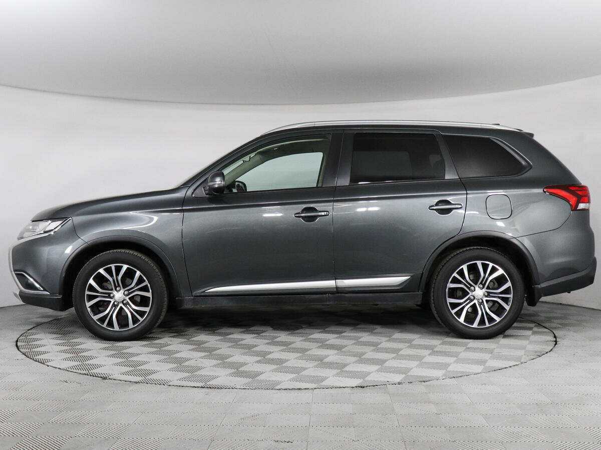 Mitsubishi Outlander 2018 года с пробегом. Фото: #7