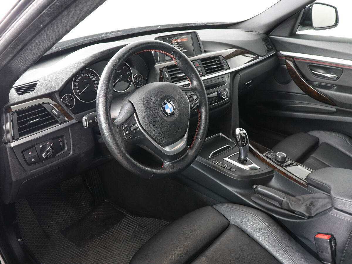 BMW 3 серии 2016 года с пробегом. Фото: #11