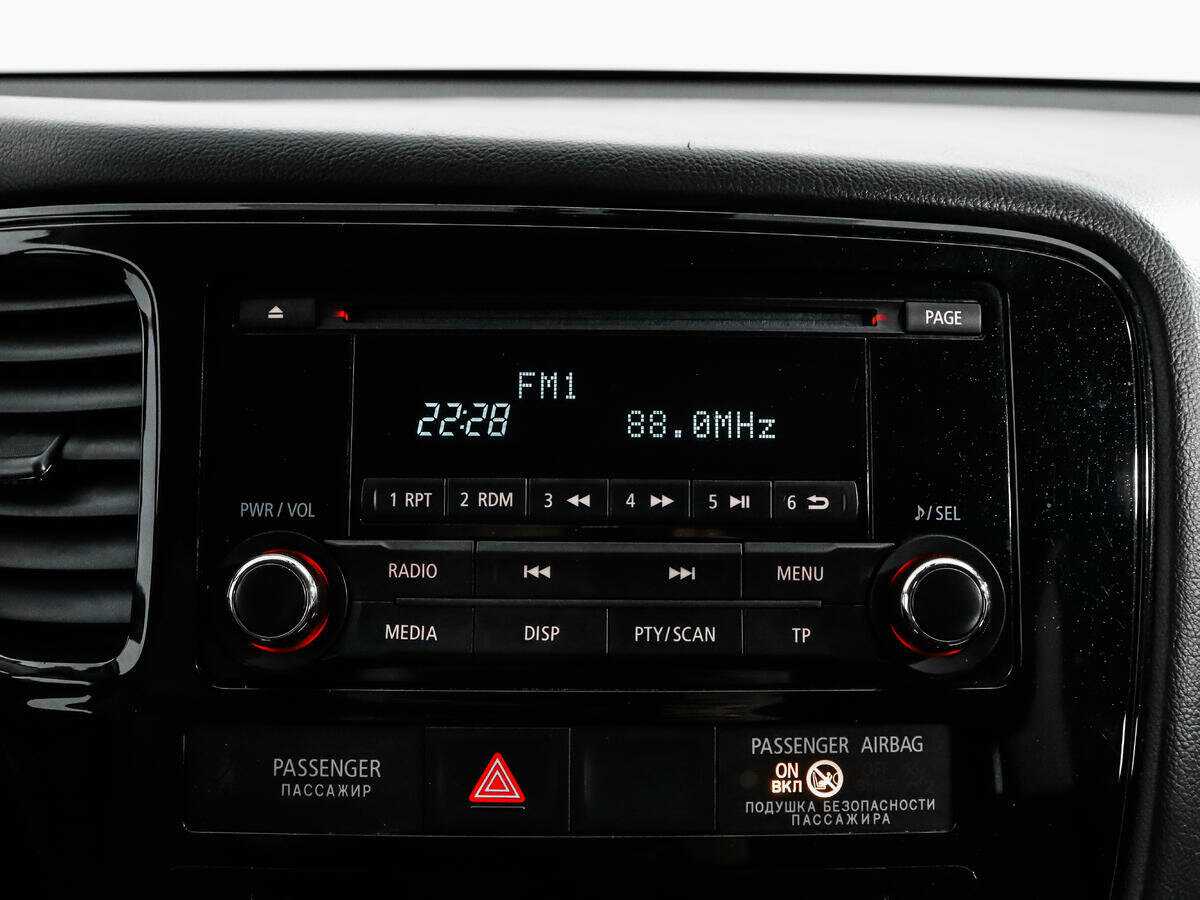 Mitsubishi Outlander 2018 года с пробегом. Фото: #12