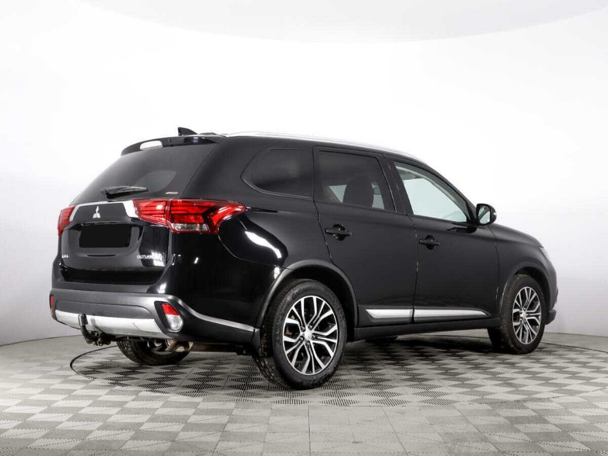 Mitsubishi Outlander 2017 года с пробегом. Фото: #4