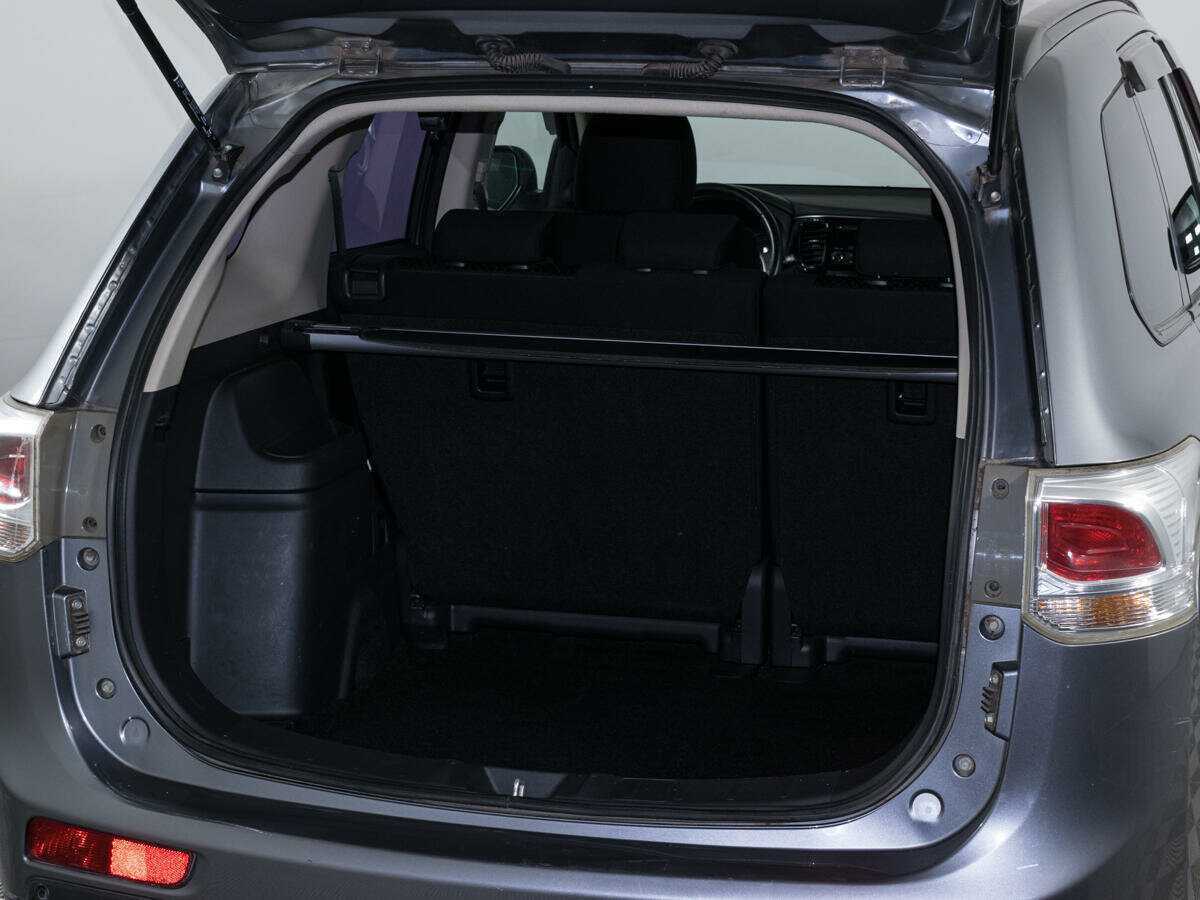 Mitsubishi Outlander 2012 года с пробегом. Фото: #8