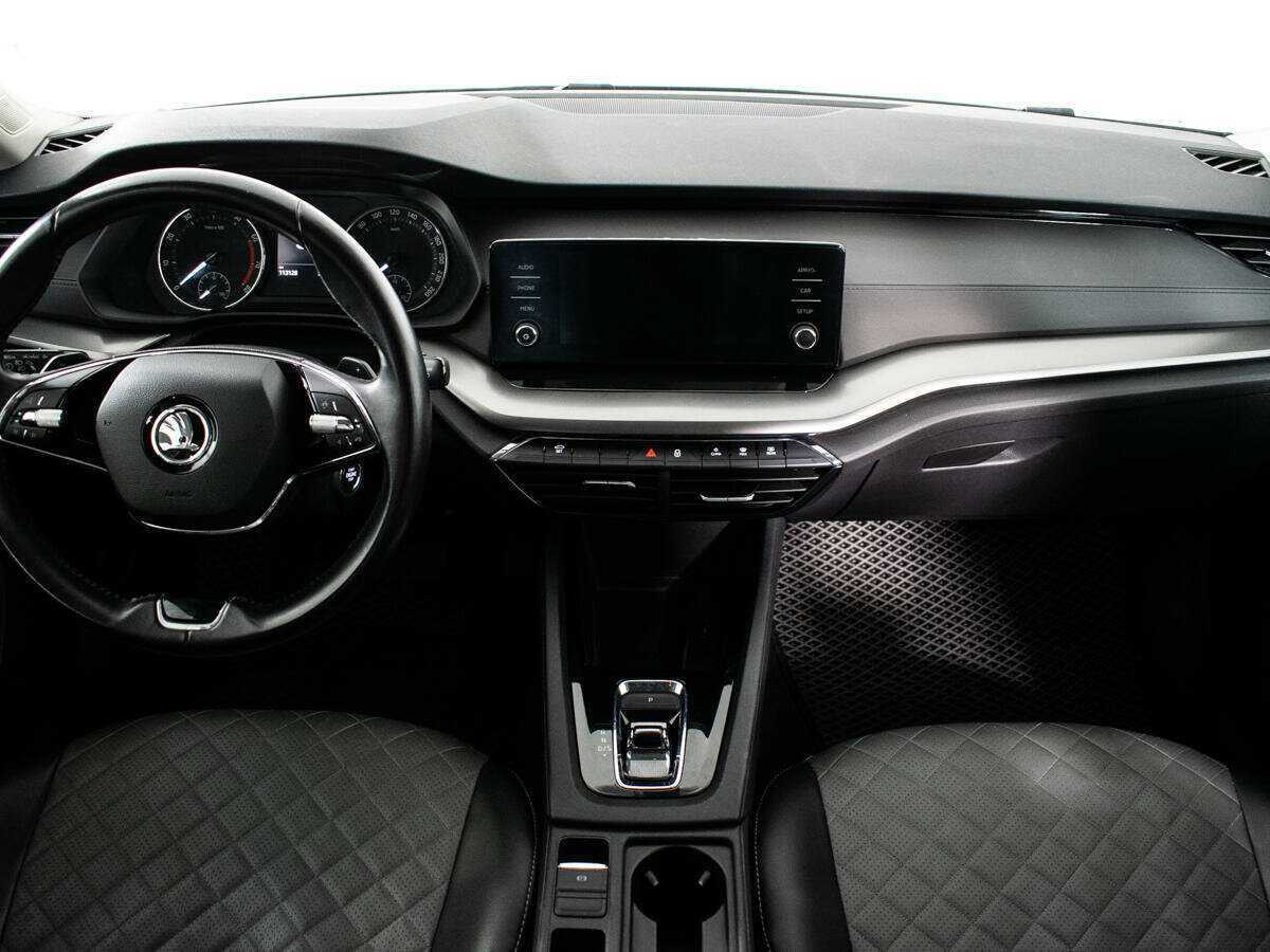 Б/У Шкода Октавия 2021 года. Фото: #10