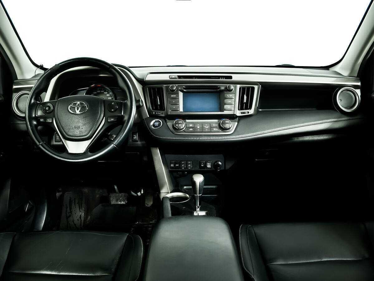 Б/У Тойота Рав4 2014 года. Фото: #10