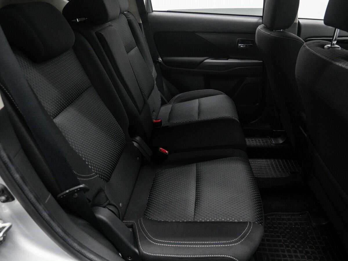 Mitsubishi Outlander 2019 года с пробегом. Фото: #9