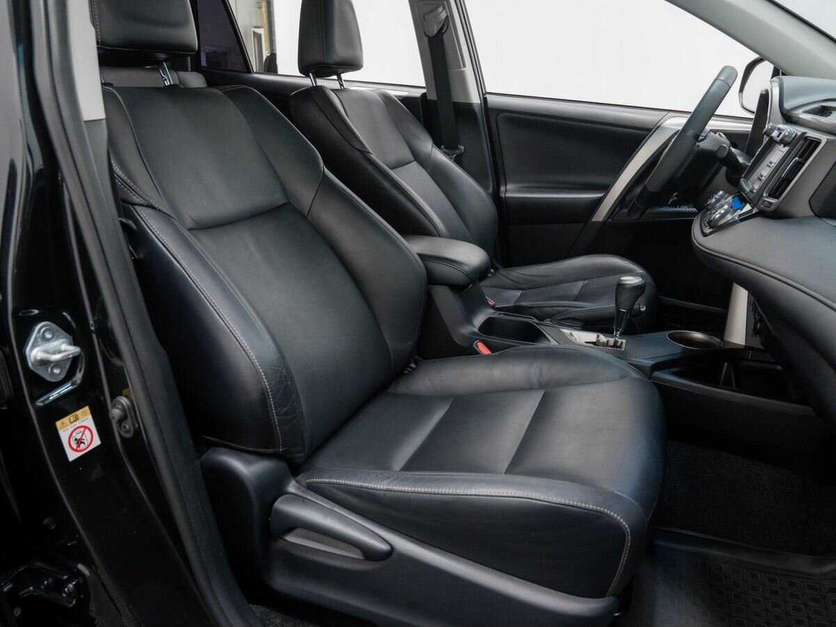 Б/У Тойота Рав4 2013 года. Фото: #7