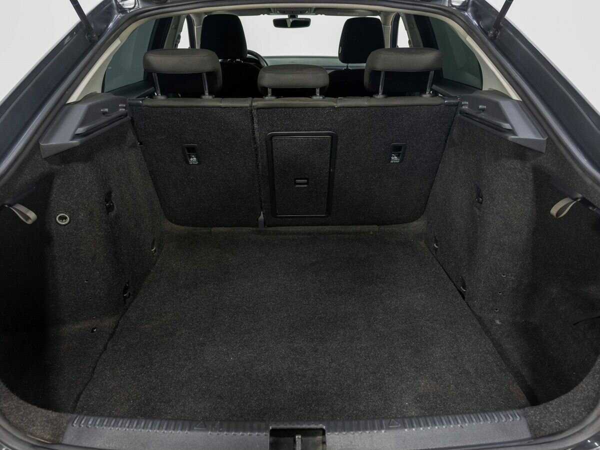 Б/У Шкода Октавия 2019 года. Фото: #22