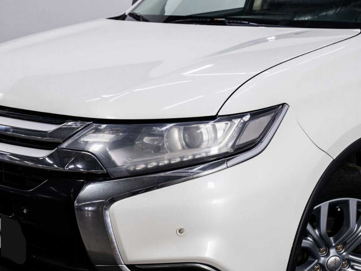 Mitsubishi Outlander 2018 года с пробегом. Фото: #6