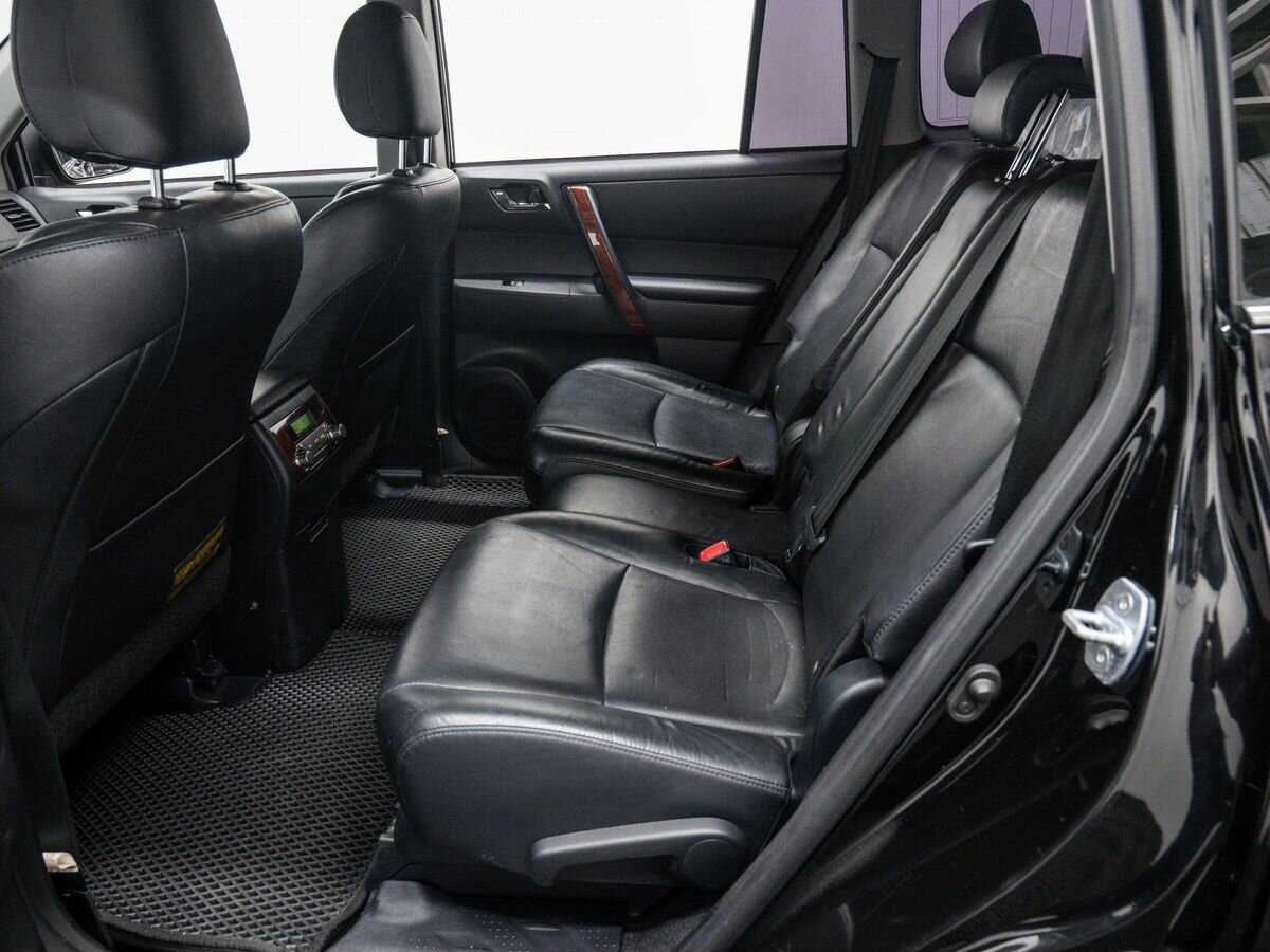 Toyota Highlander 2012 года с пробегом. Фото: #12