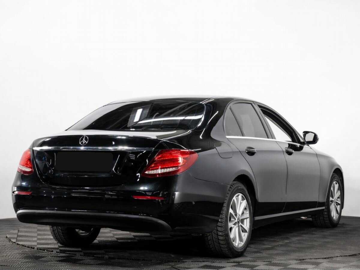 Mercedes-Benz E-Класс 2019 года с пробегом. Фото: #3