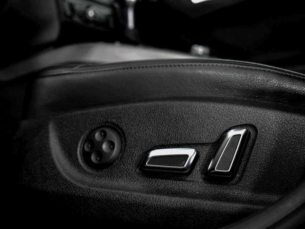 Audi A4 2013 года с пробегом. Фото: #9