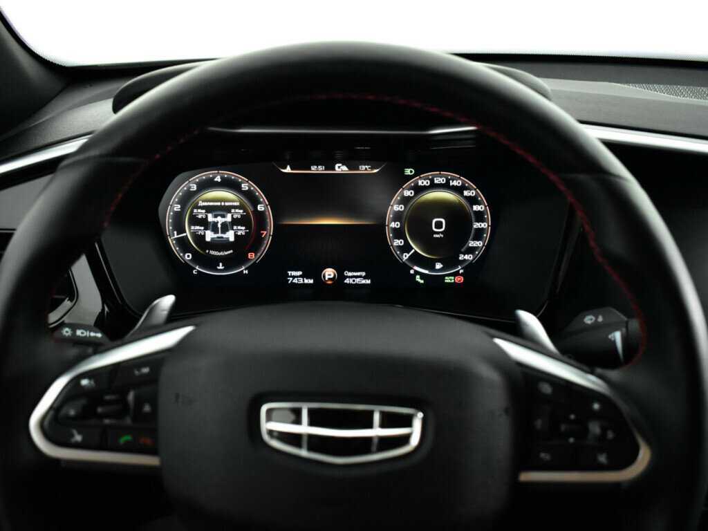 Geely Tugella 2023 года с пробегом. Фото: #10