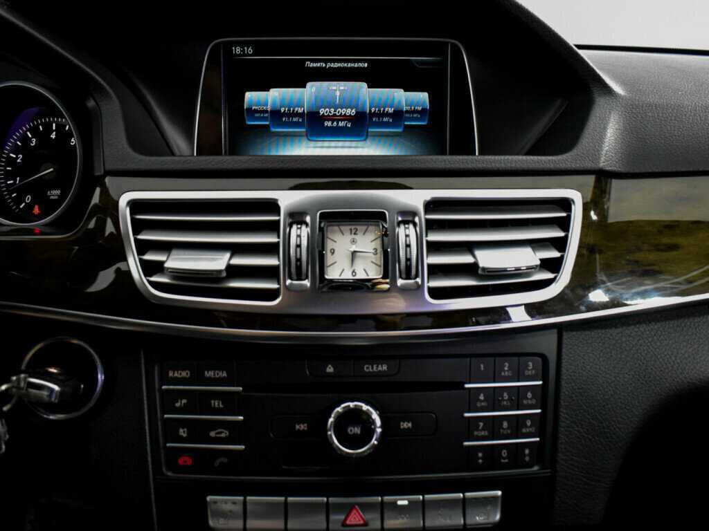 Mercedes-Benz E-Класс 2015 года с пробегом. Фото: #15