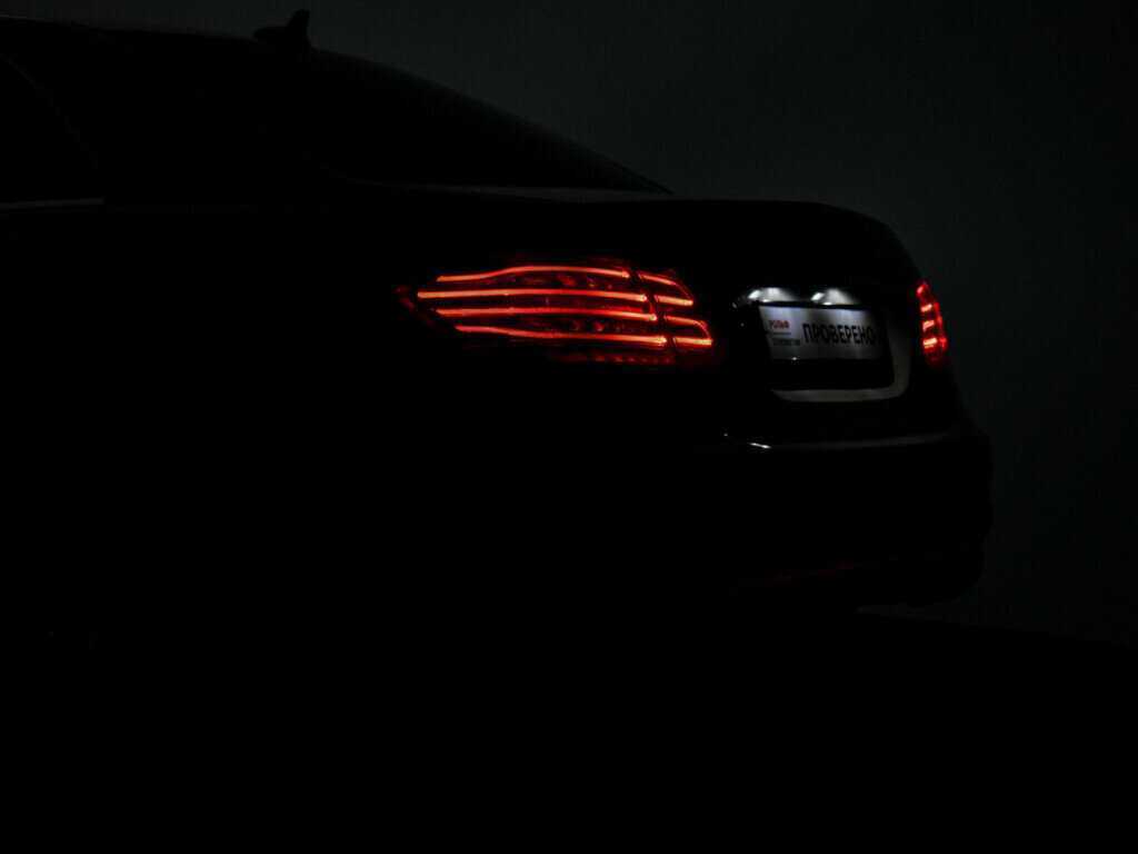 Mercedes-Benz E-Класс 2015 года с пробегом. Фото: #26