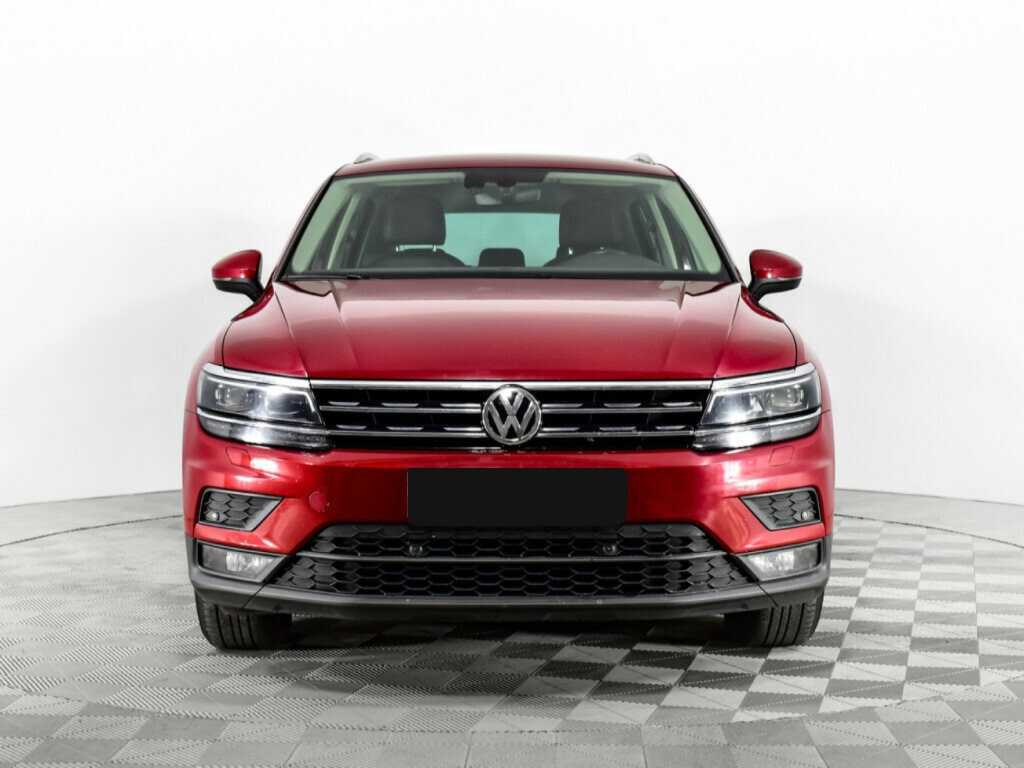 Volkswagen Tiguan 2018 года с пробегом. Фото: #2