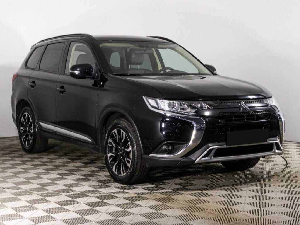 Mitsubishi Outlander 2021 года с пробегом. Фото: #2