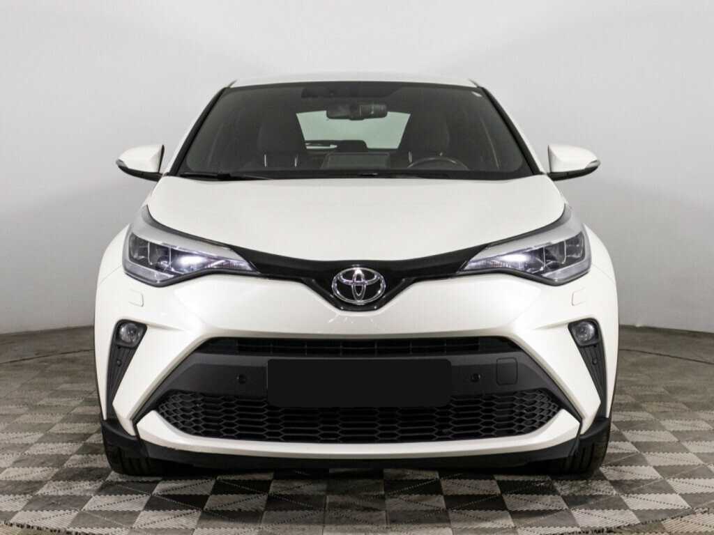 Toyota C-HR 2020 года с пробегом. Фото: #1