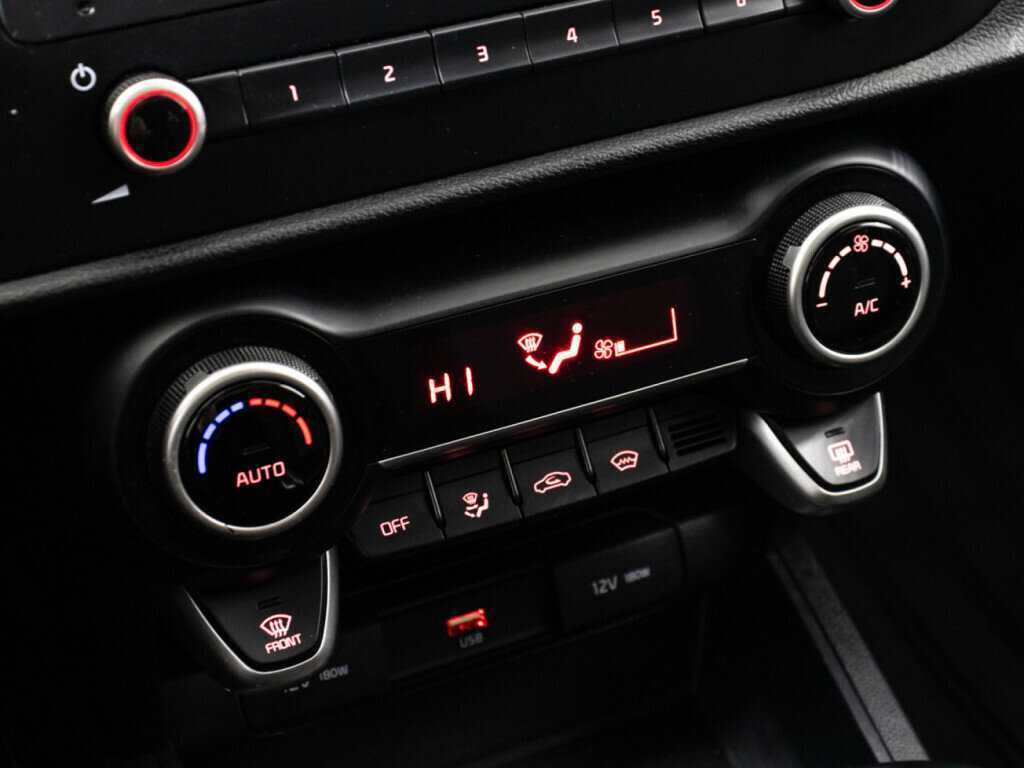 Б/У Киа Рио 2021 года. Фото: #18