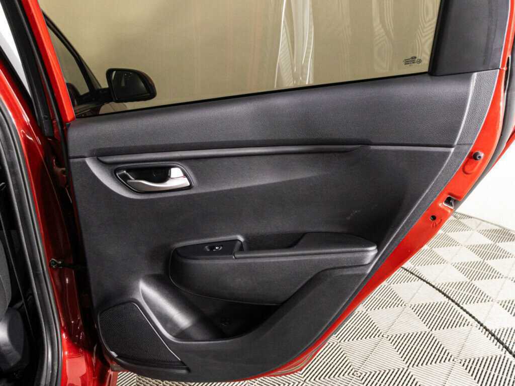 Б/У Киа Рио 2021 года. Фото: #25