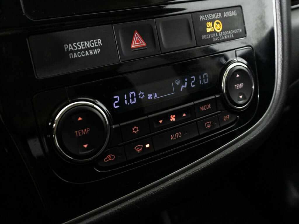 Mitsubishi Outlander 2016 года с пробегом. Фото: #16