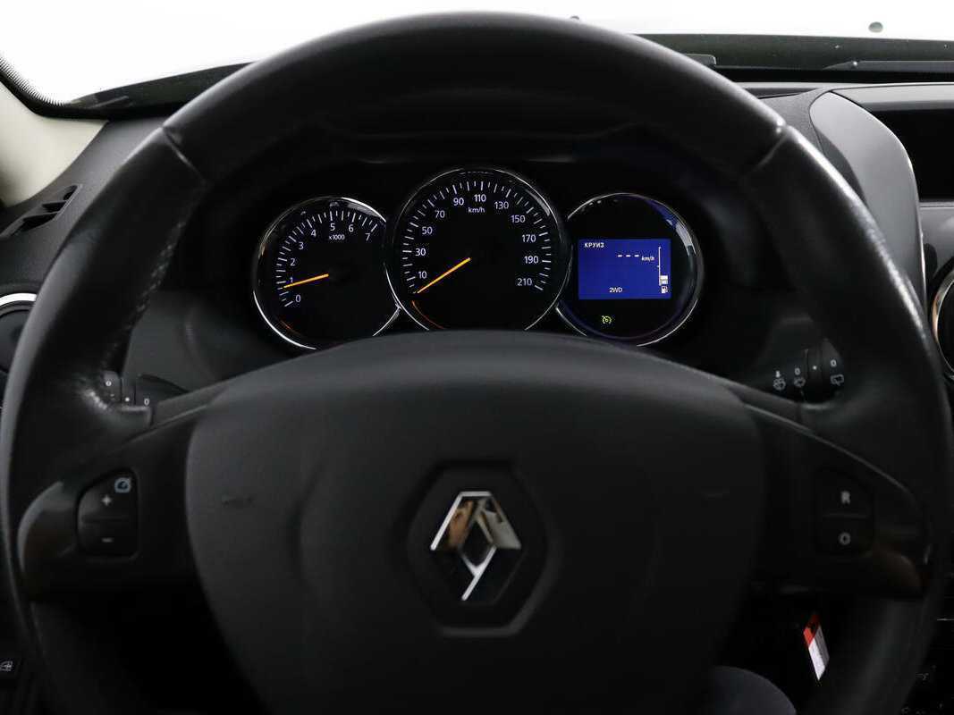 Б/У Рено Дастер 2017 года. Фото: #14