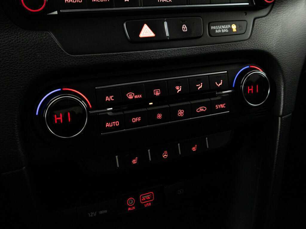 Б/У Киа Сид 2018 года. Фото: #15