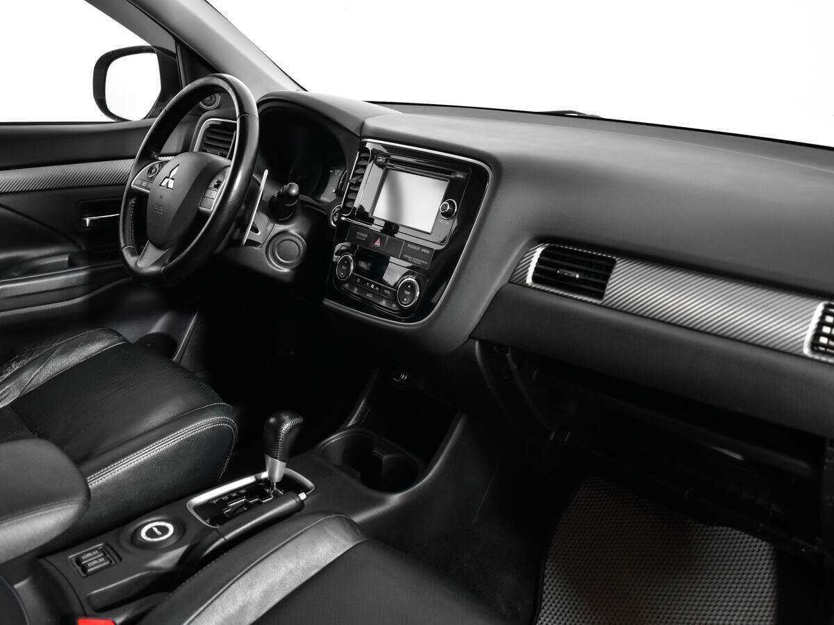 Mitsubishi Outlander 2012 года с пробегом. Фото: #6