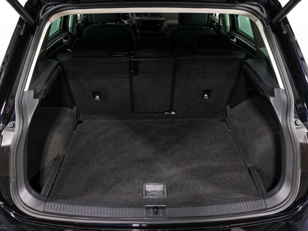 Volkswagen Tiguan 2018 года с пробегом. Фото: #14
