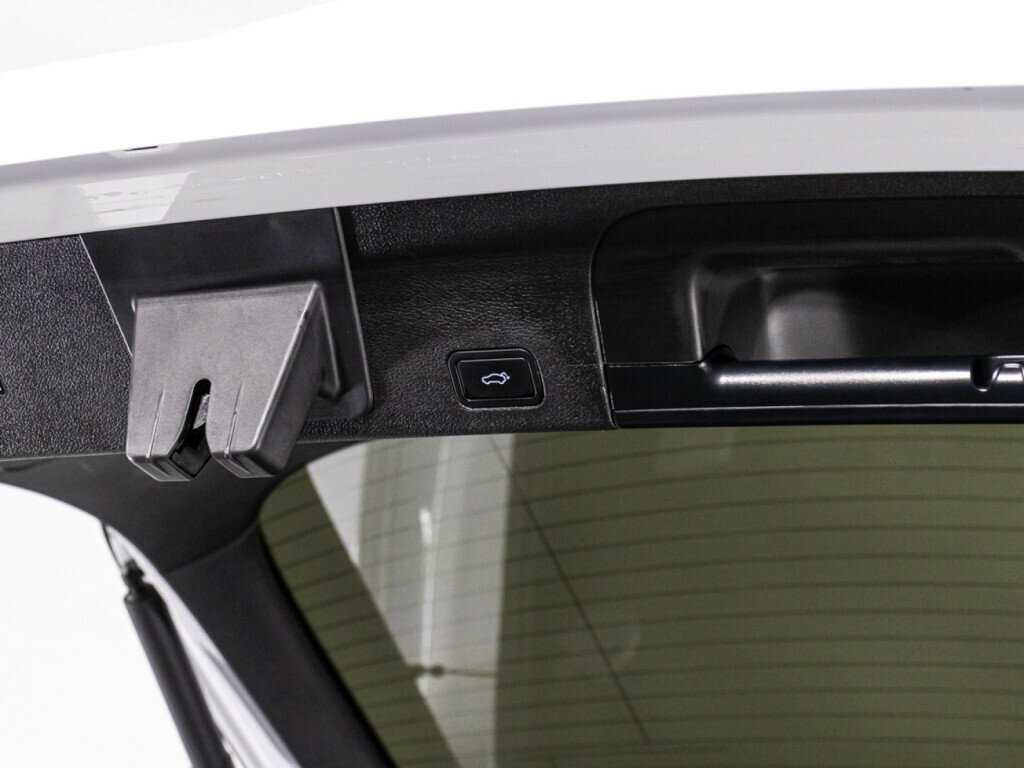 Geely Tugella 2022 года с пробегом. Фото: #14