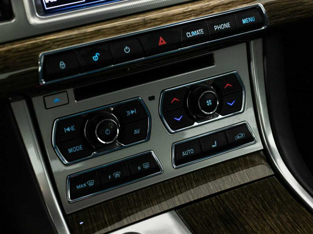 Jaguar XF 2012 года с пробегом. Фото: #17