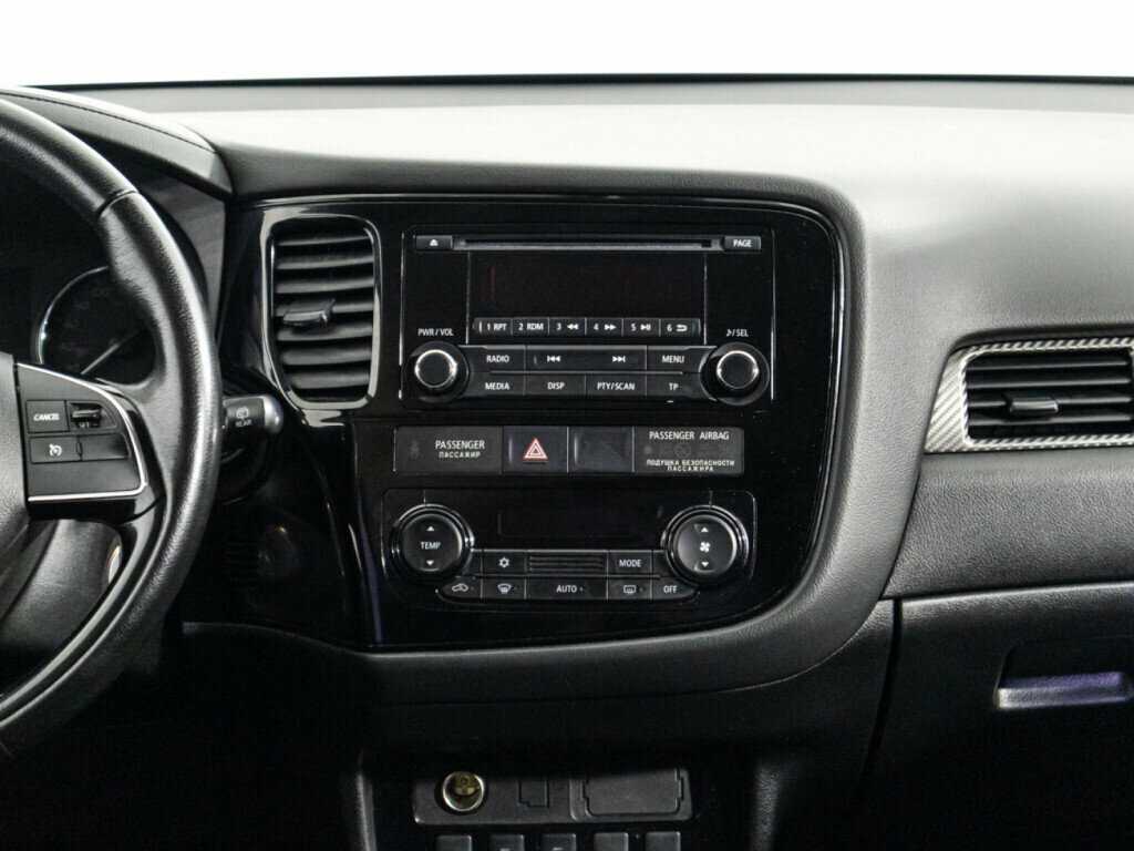 Mitsubishi Outlander 2018 года с пробегом. Фото: #13