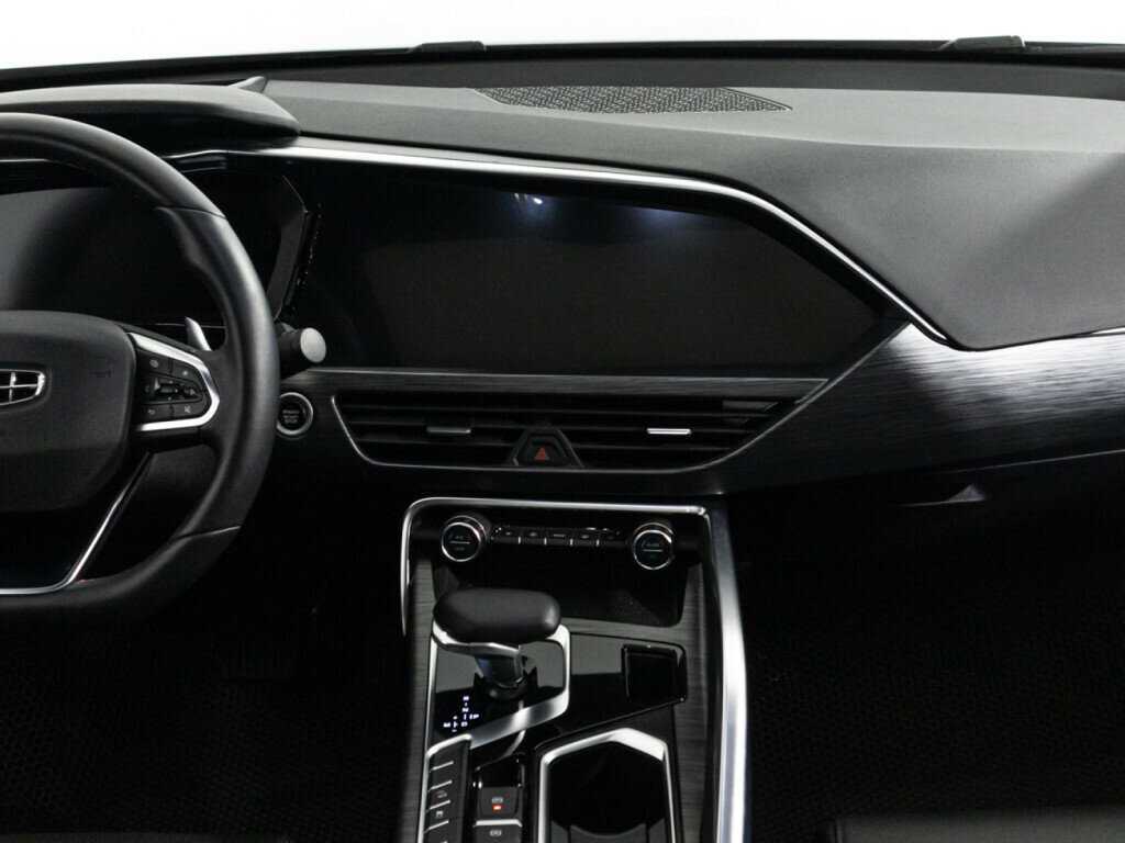 Geely Tugella 2022 года с пробегом. Фото: #13