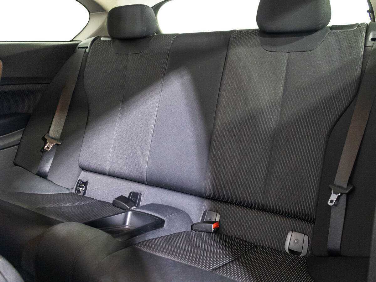 BMW 1 серии 2012 года с пробегом. Фото: #9