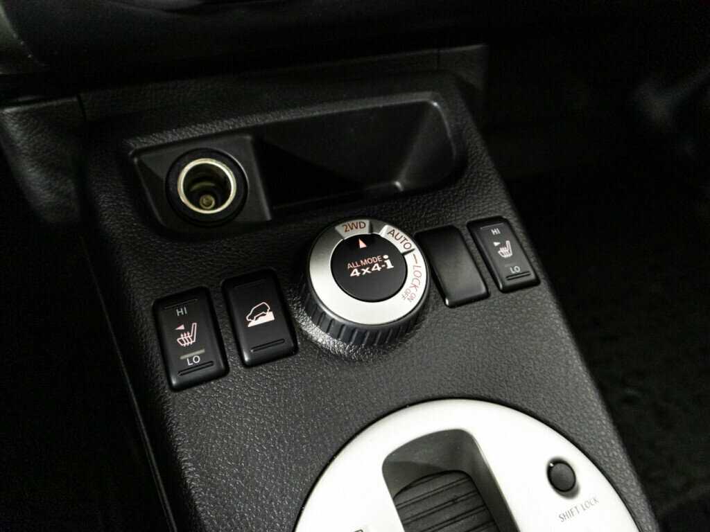 Б/У Ниссан Икс-Трейл 2013 года. Фото: #14