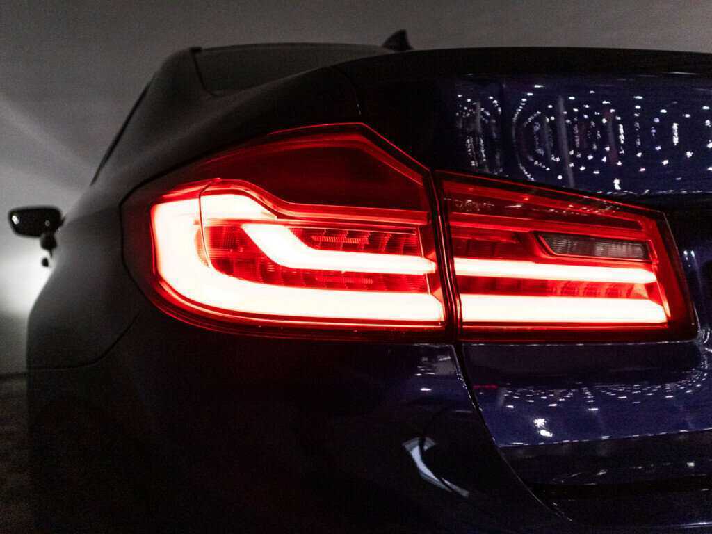 BMW 5 серии 2018 года с пробегом. Фото: #26