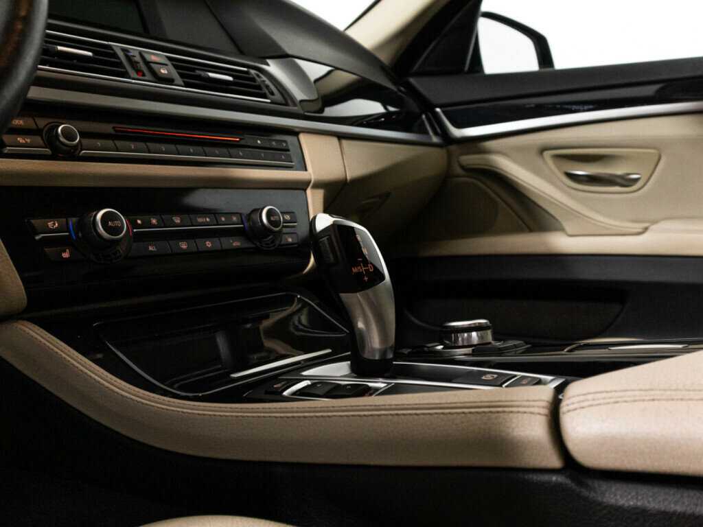 BMW 5 серии 2012 года с пробегом. Фото: #16