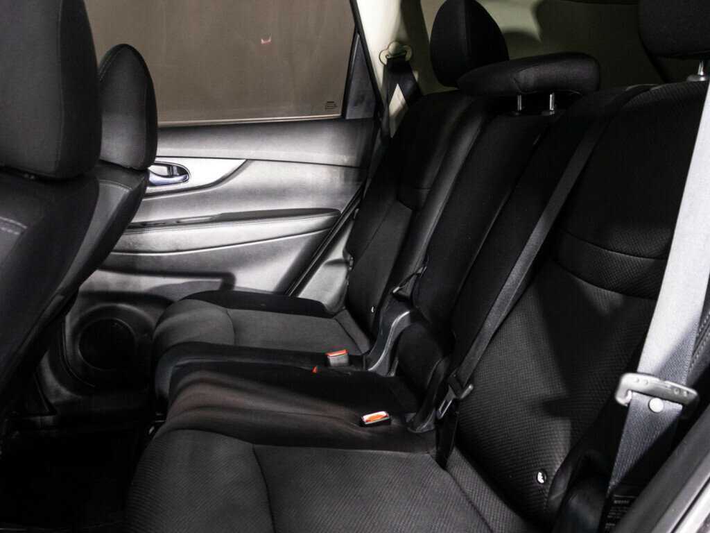 Б/У Ниссан Икс-Трейл 2018 года. Фото: #9