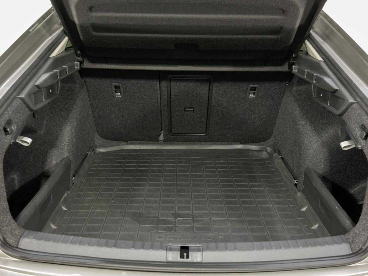 Skoda Octavia 2021 года с пробегом. Фото: #25