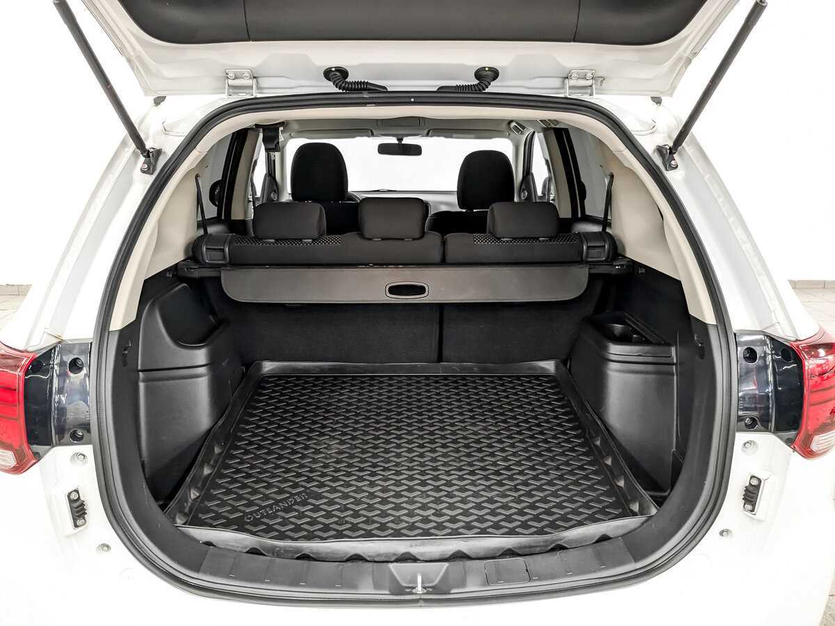 Mitsubishi Outlander 2015 года с пробегом. Фото: #9